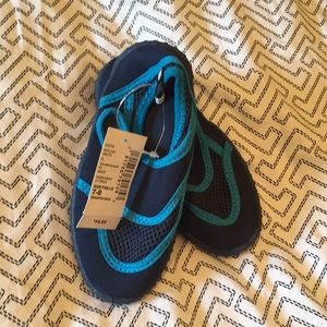 Toddler swim shoes